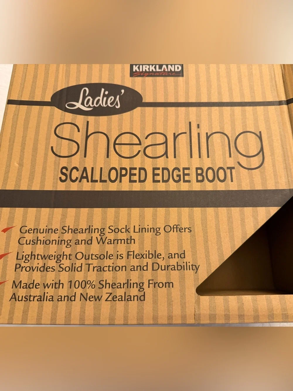 Kirkland Signature Black Short Shearling scalloped edge Boots women’s size 9